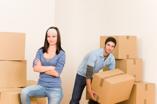 Packing and loading support for a house move in Sutton