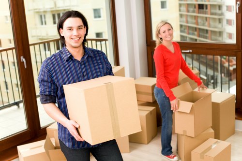 Free quote concept for Man With Van Sutton service
